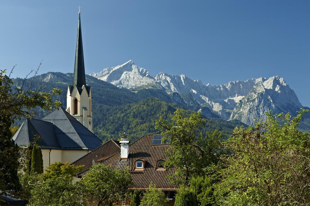 Hotel Schatten Garmisch-Partenkirchen Exterior photo